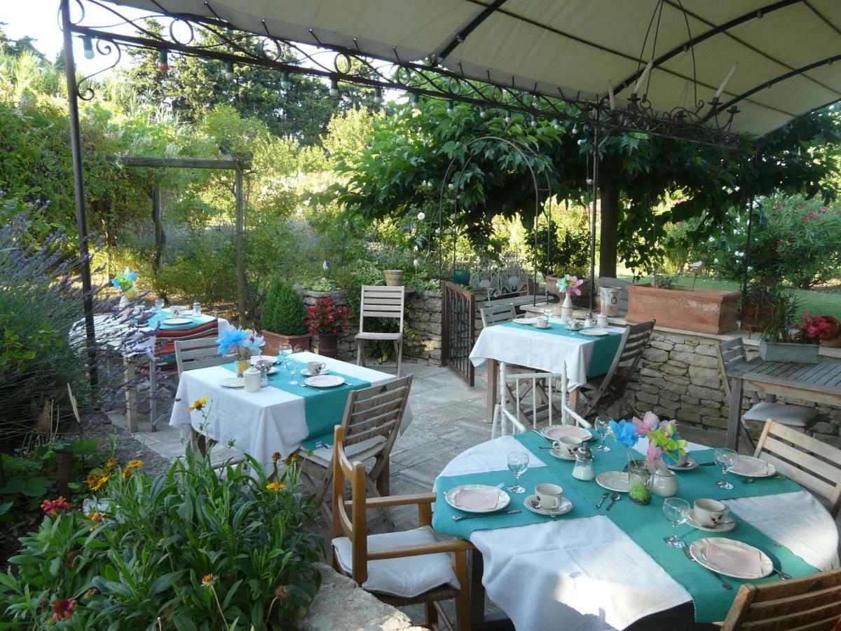 Bed and Breakfast La Capucine Lagnes Exterior foto
